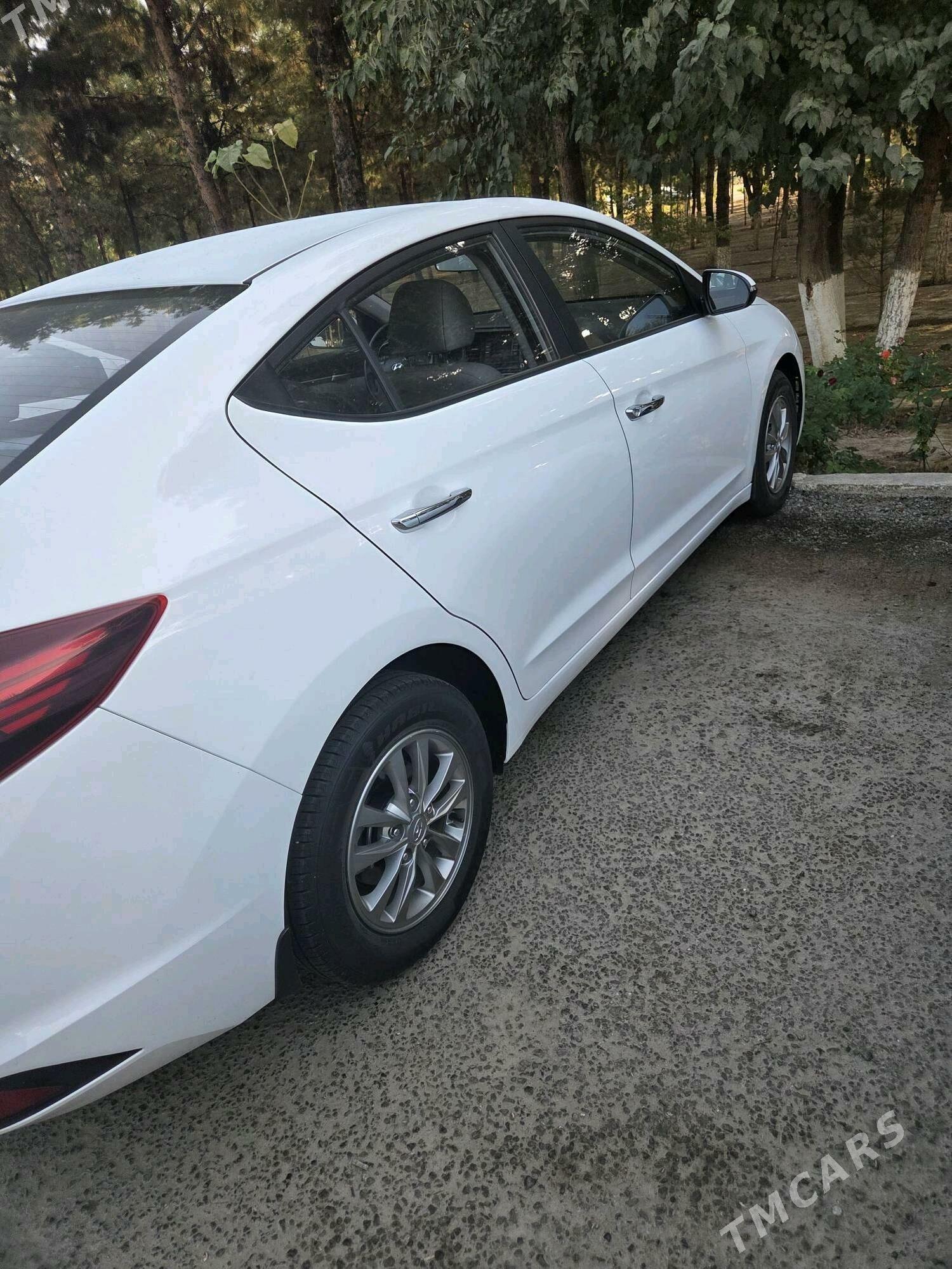 Hyundai Elantra 2019 - 230 000 TMT - Мир 8 - img 2