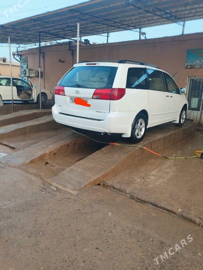 Toyota Sienna 2004 - 220 000 TMT - Tejen - img 3