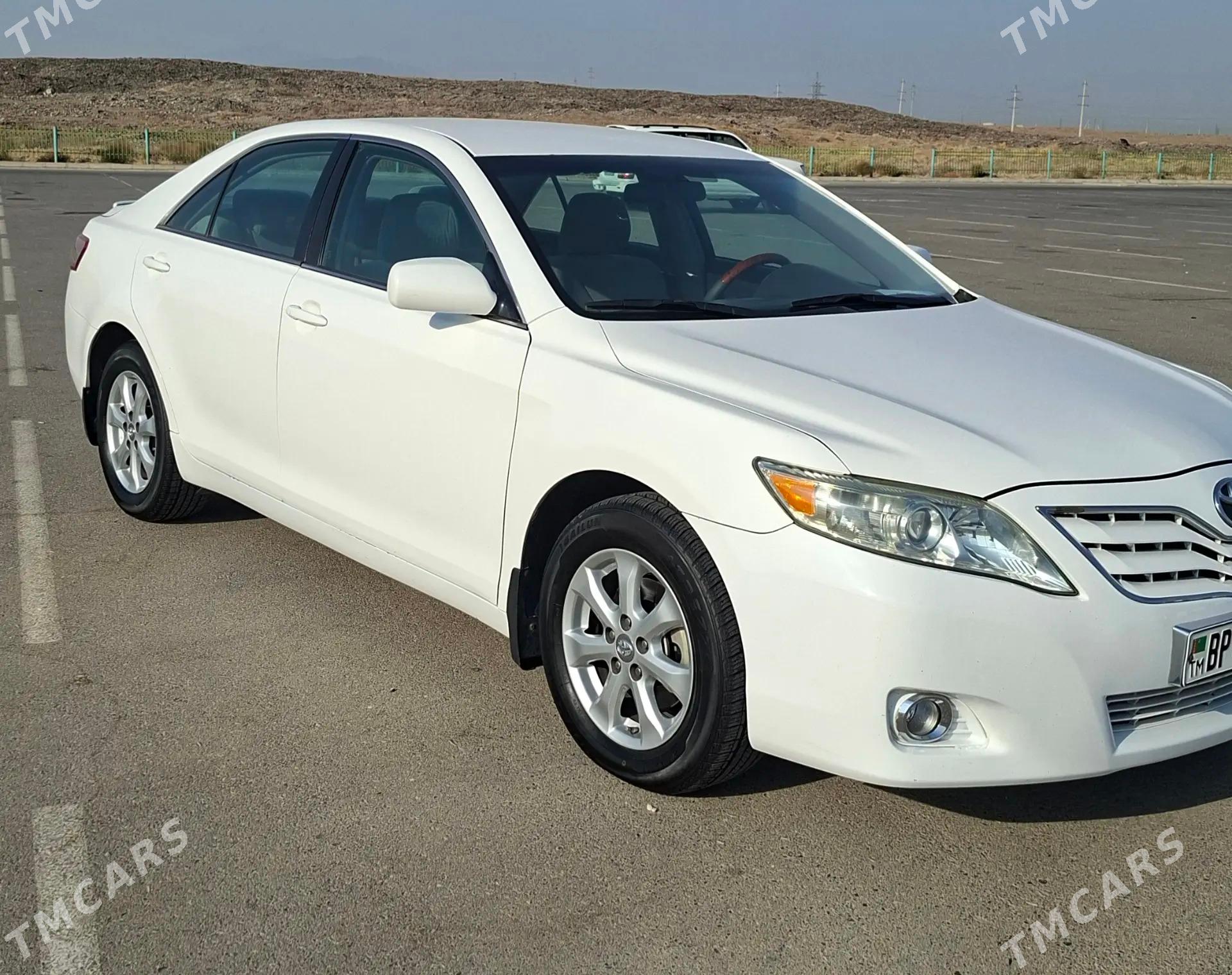Toyota Camry 2010 - 205 000 TMT - Ашхабад - img 3