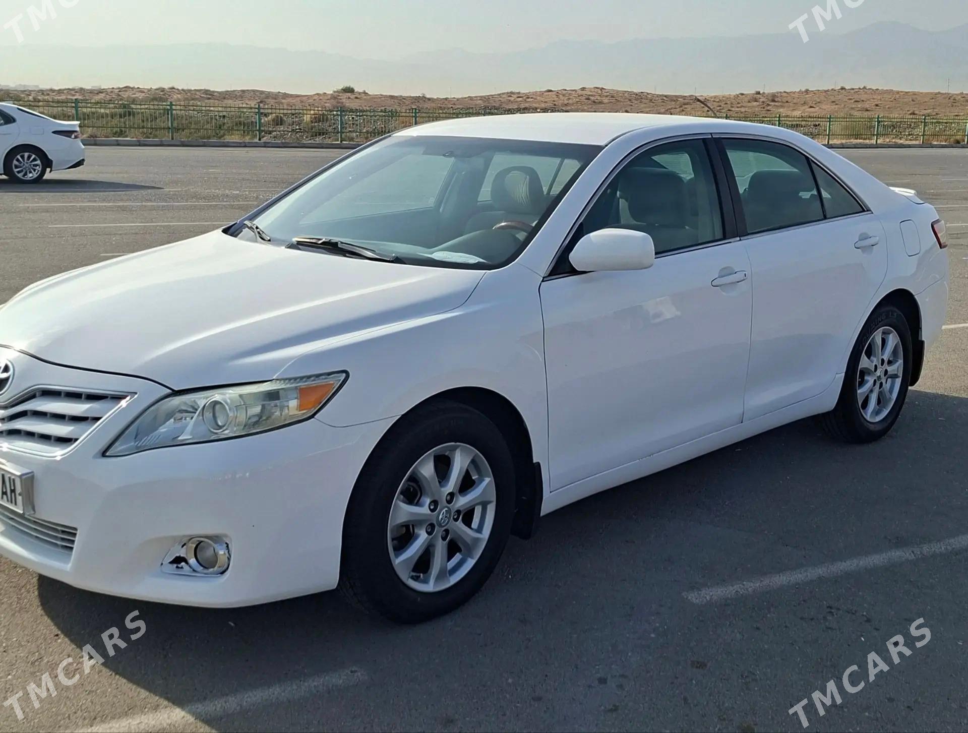 Toyota Camry 2010 - 205 000 TMT - Ашхабад - img 2