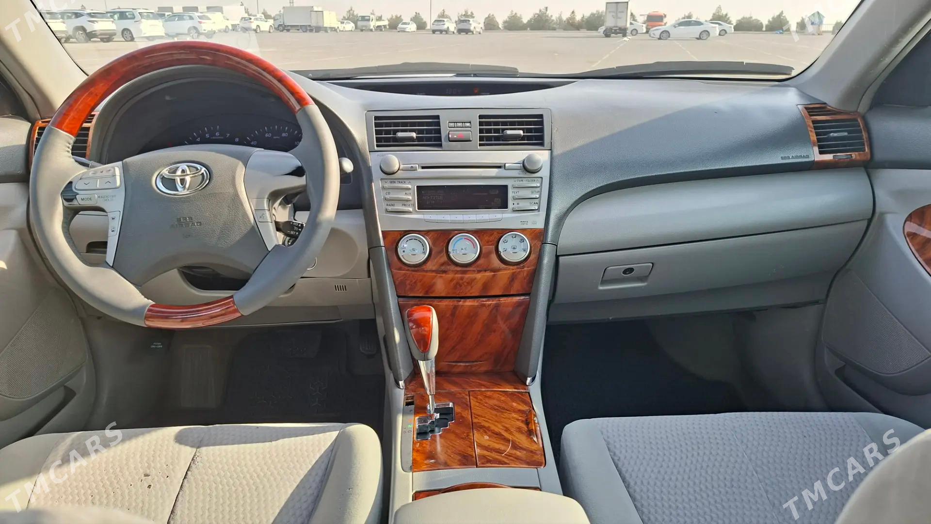 Toyota Camry 2010 - 205 000 TMT - Ашхабад - img 5