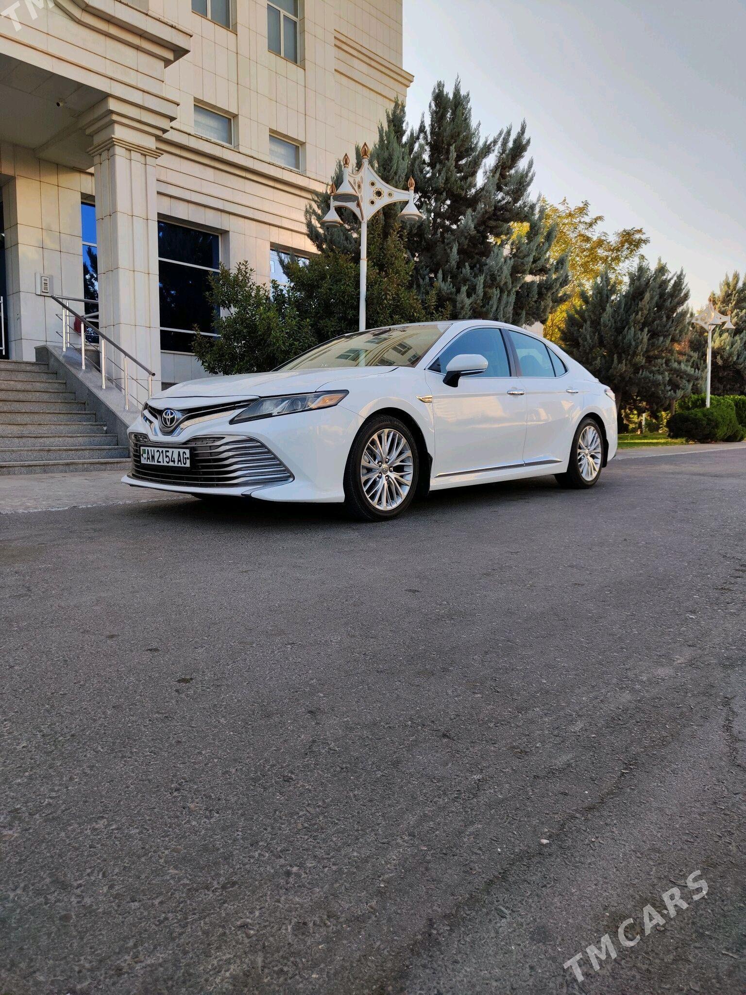 Toyota Camry 2018 - 290 000 TMT - Aşgabat - img 2
