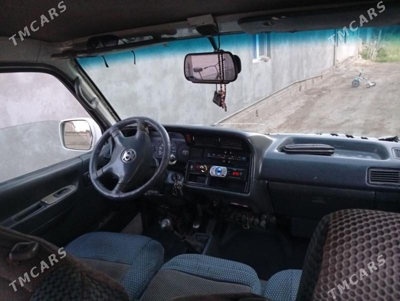 Toyota Hiace 2008 - 100 000 TMT - Murgap - img 7
