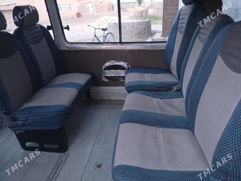 Toyota Hiace 2008 - 100 000 TMT - Murgap - img 6