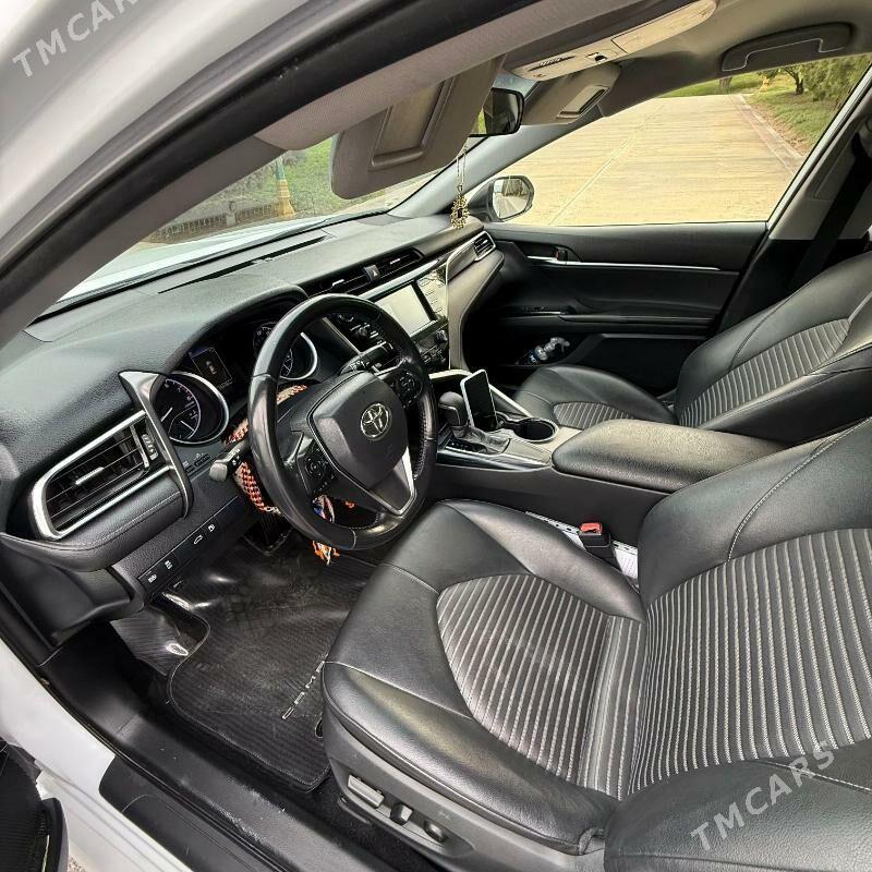Toyota Camry 2018 - 295 000 TMT - Aşgabat - img 3