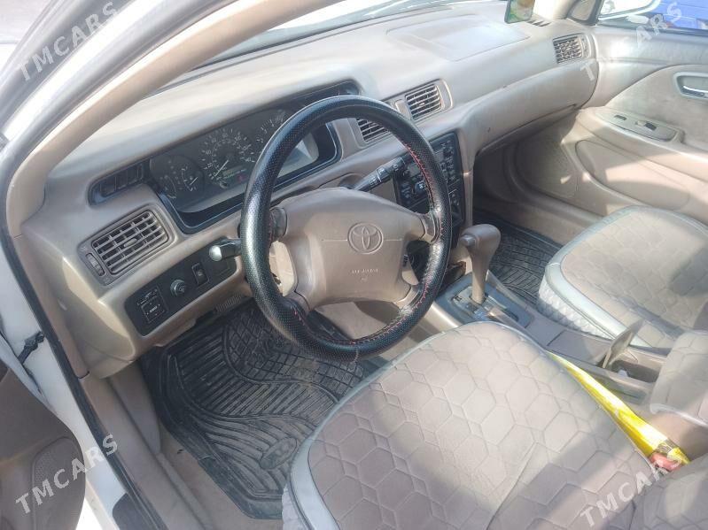 Toyota Camry 2000 - 120 000 TMT - Гарабекевюл - img 1