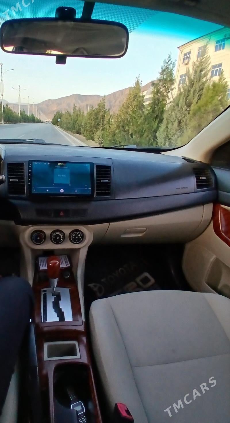 Mitsubishi Lancer 2014 - 125 000 TMT - Балканабат - img 4
