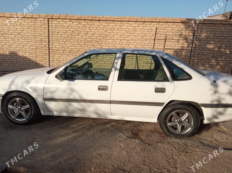 Opel Vectra 1989 - 38 000 TMT - Туркменабат - img 1