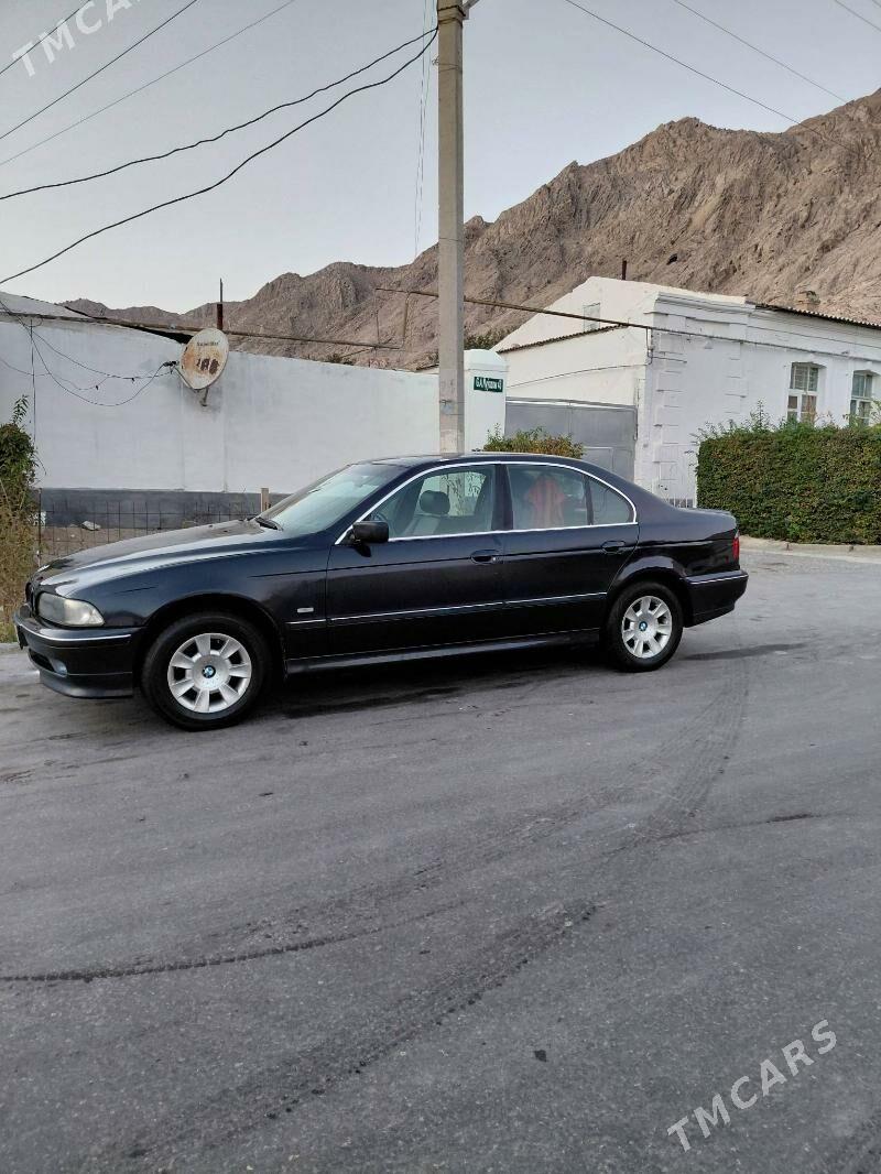 BMW E39 1996 - 95 000 TMT - Türkmenbaşy - img 7