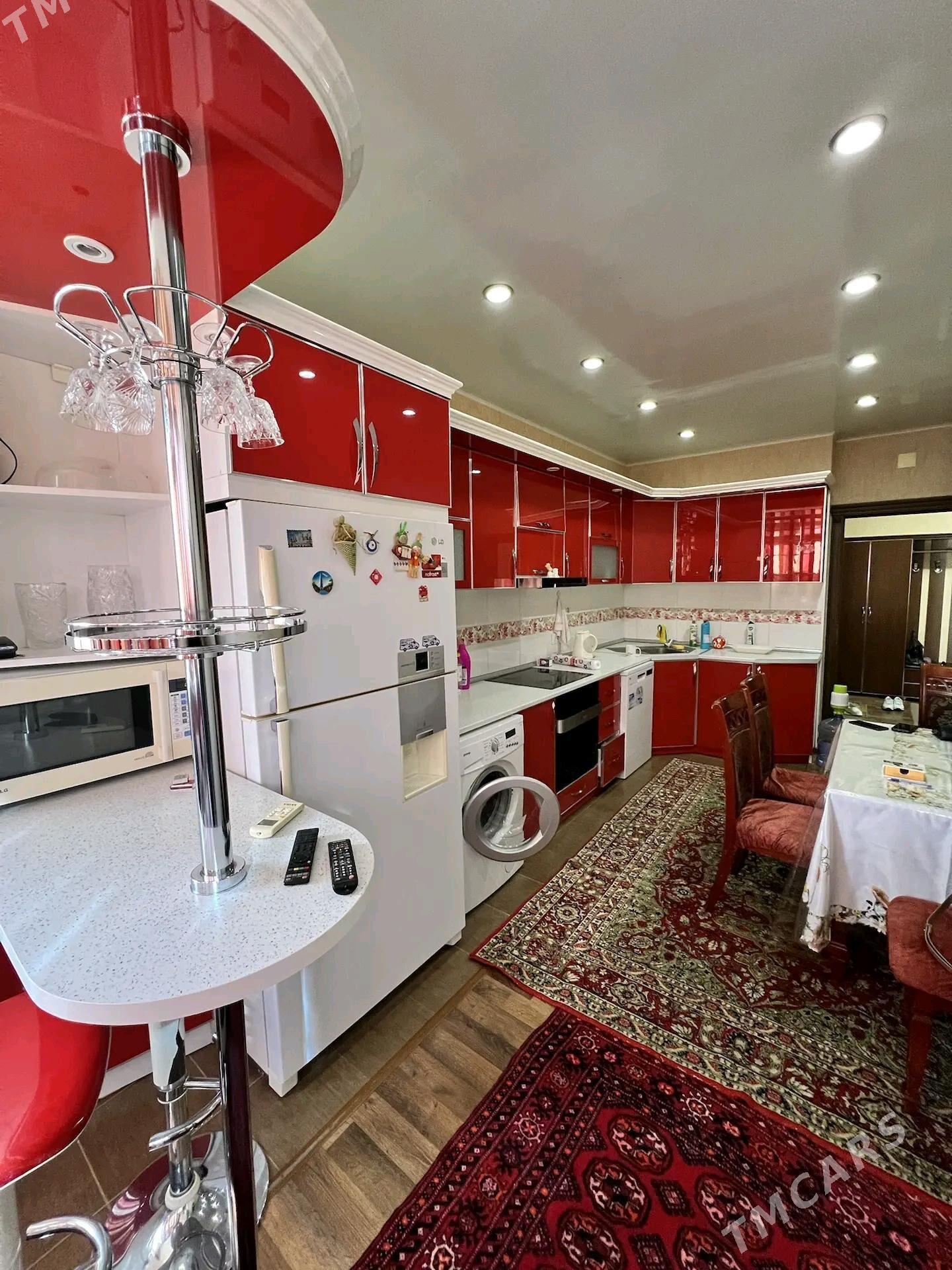 ПАРАХАТ-1. 3-КОМН.КВАРТИРА - Мир 1 - img 7