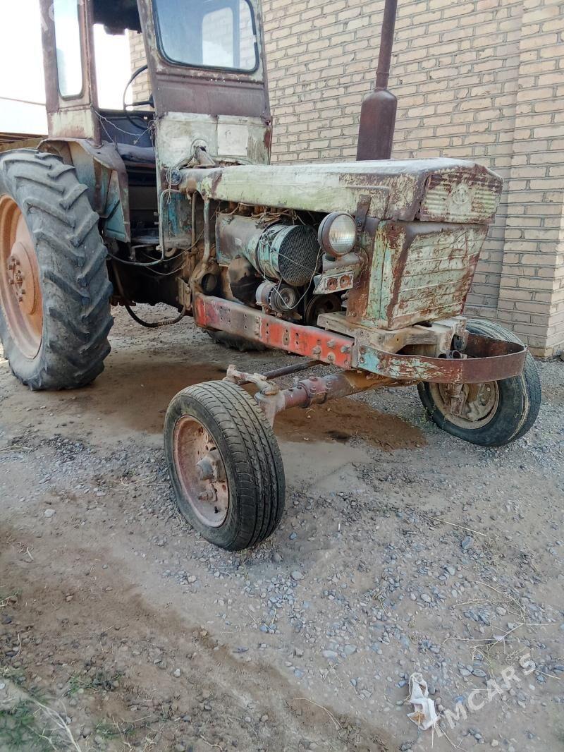 MTZ T-28 1980 - 25 000 TMT - Мары - img 4