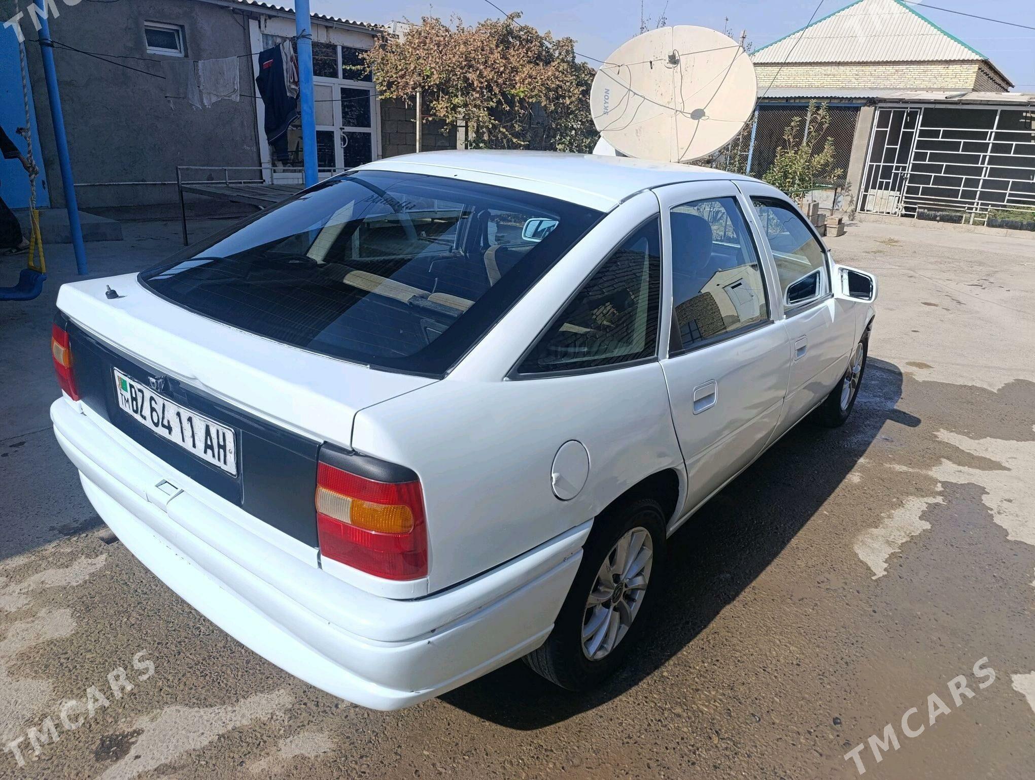 Opel Vectra 1991 - 33 000 TMT - Tejen - img 2