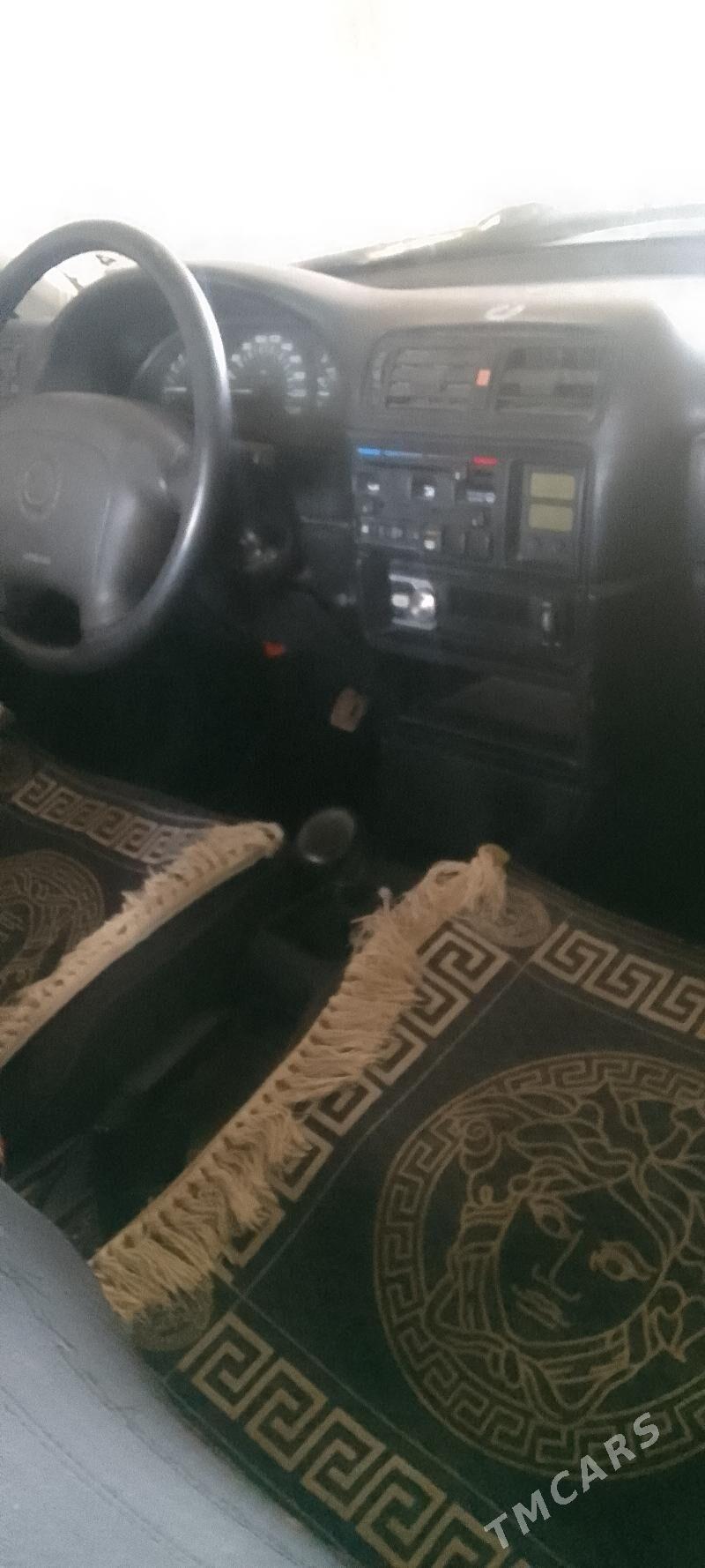 Opel Frontera 1995 - 35 000 TMT - Gurbansoltan Eje - img 4