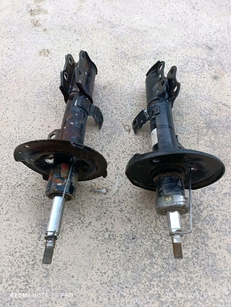 amartizator 2005carolla 150 TMT - Tejen - img 1