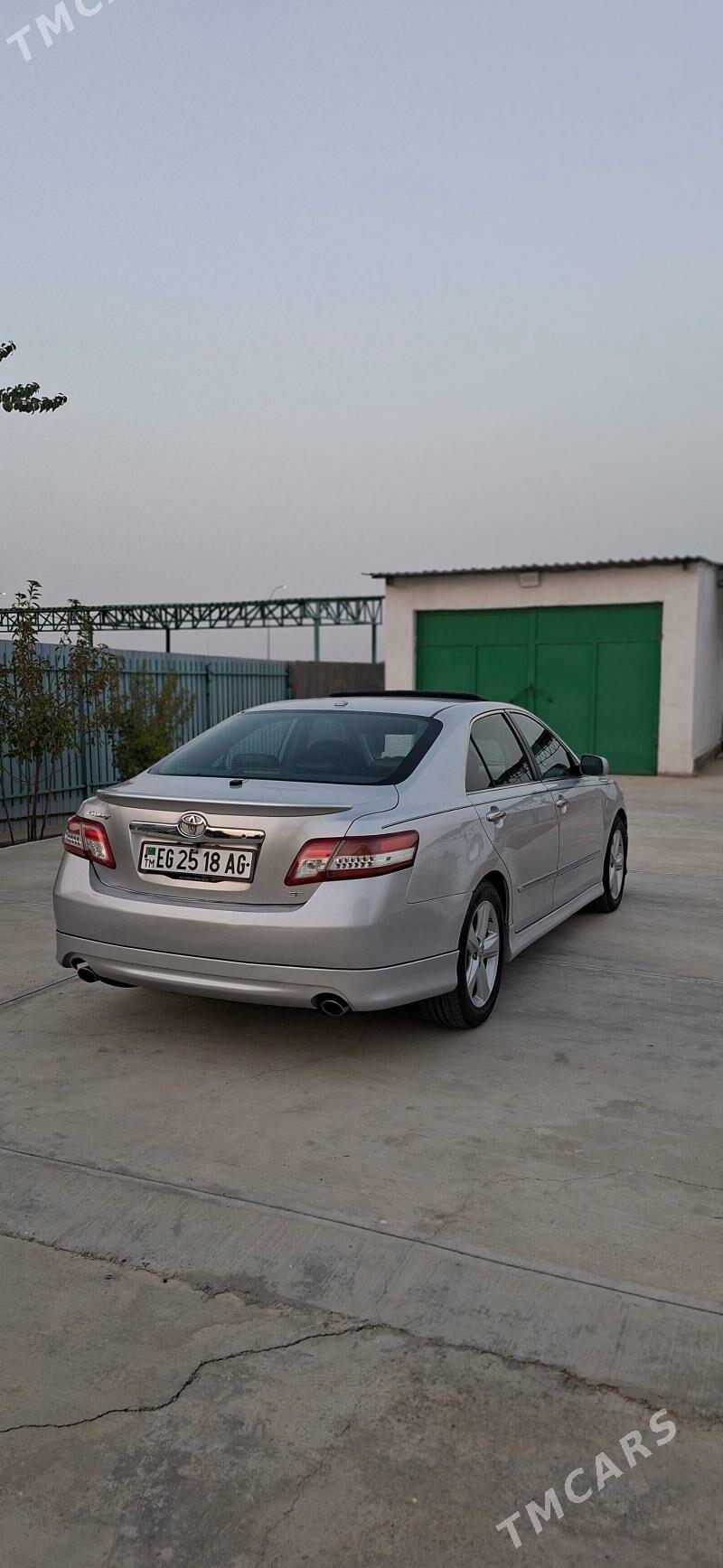 Toyota Camry 2010 - 230 000 TMT - Ашхабад - img 2