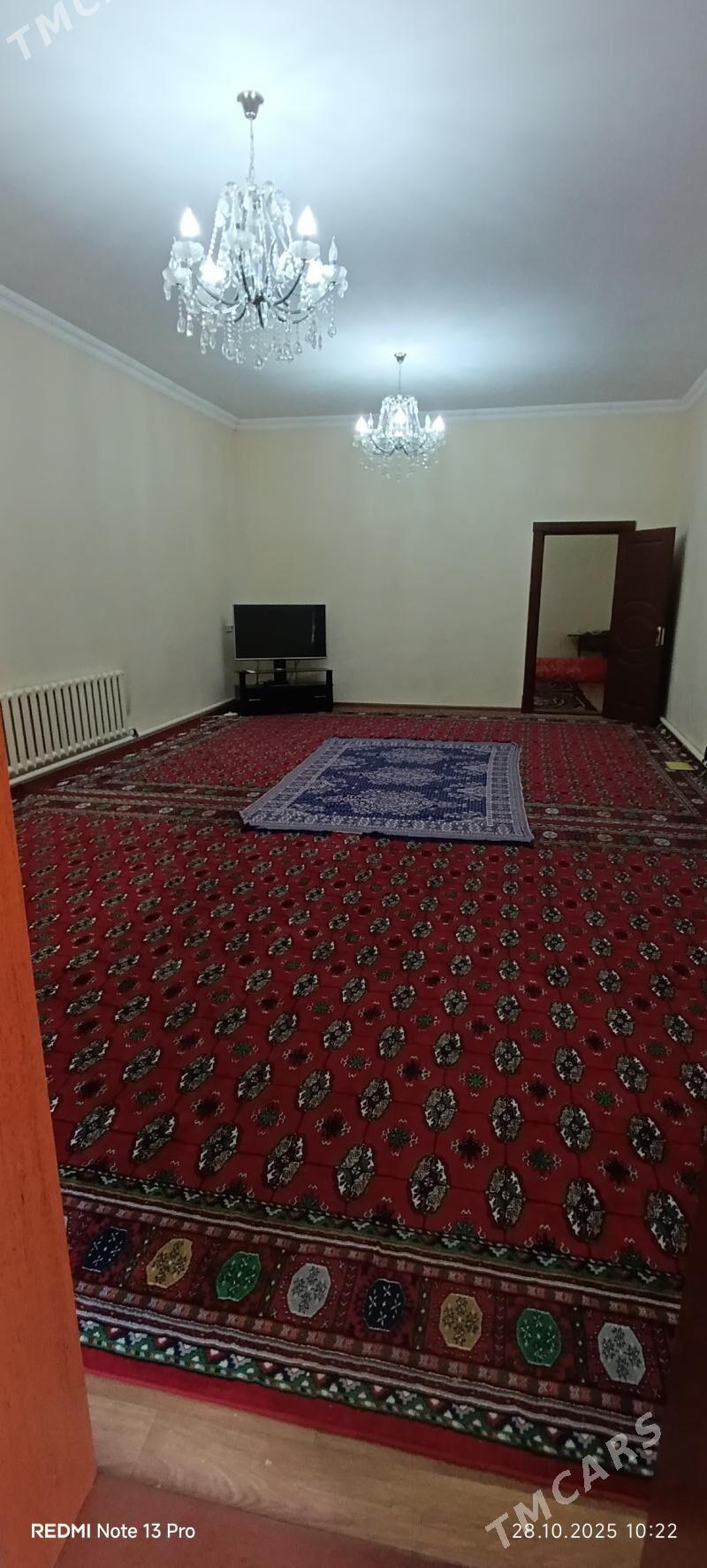 Kreyne jay (kwartira) - Bäherden - img 1