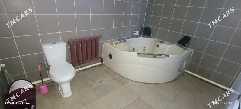 Kreyne jay (kwartira) - Bäherden - img 2