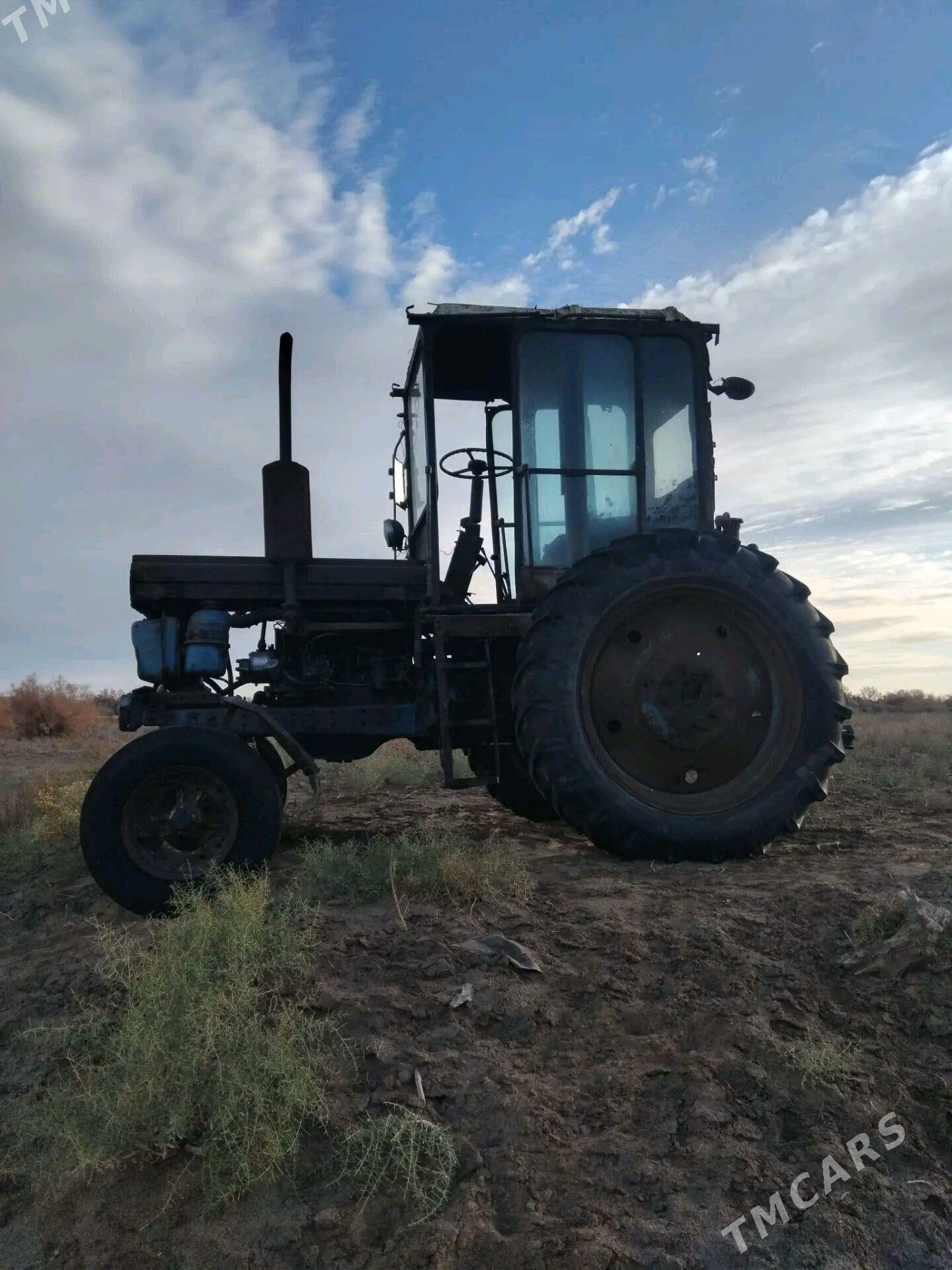 MTZ T-28 1990 - 25 000 TMT - Türkmenbaşy etr. - img 6