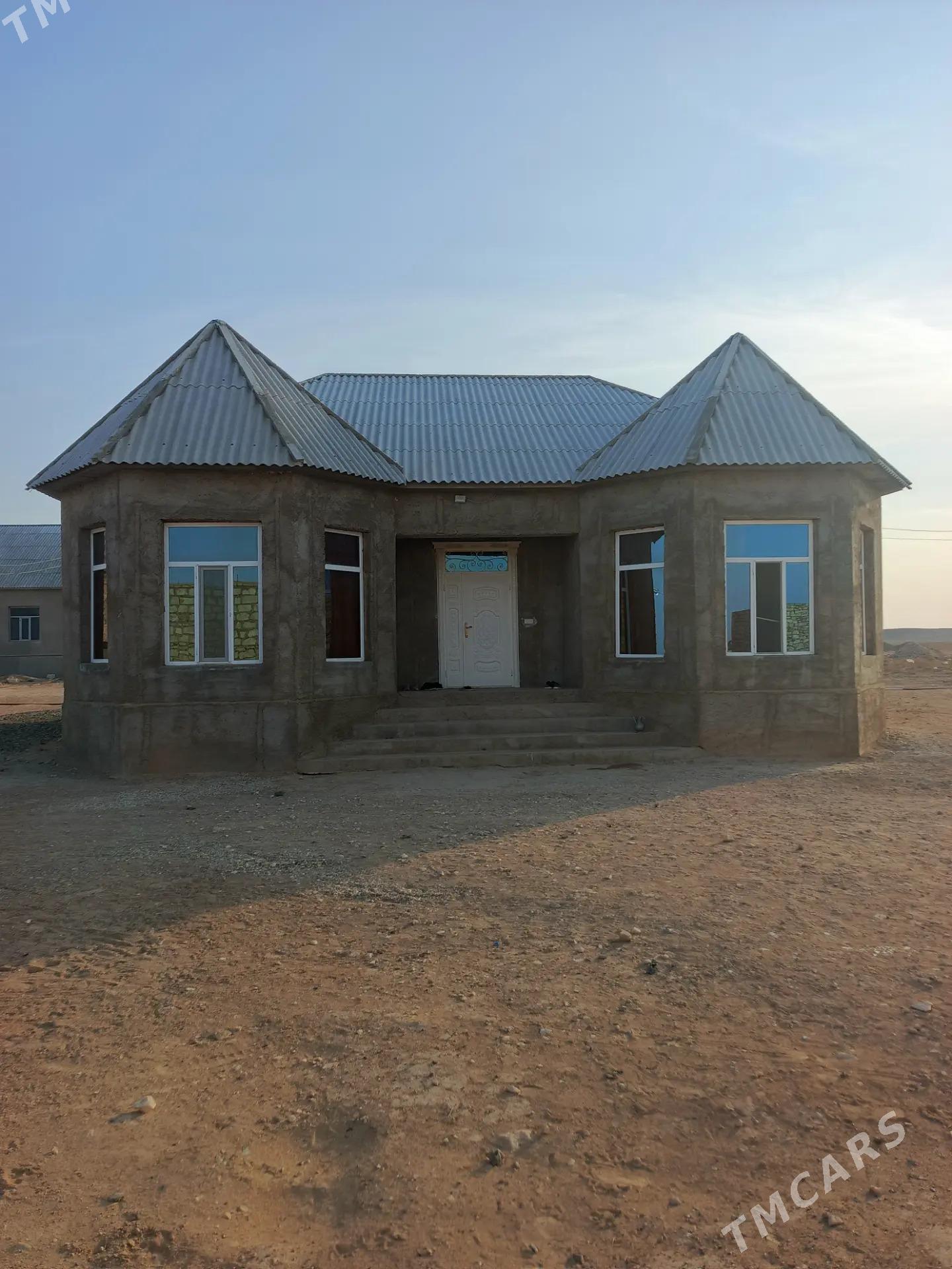 jaý akdaş - Туркменбаши - img 2