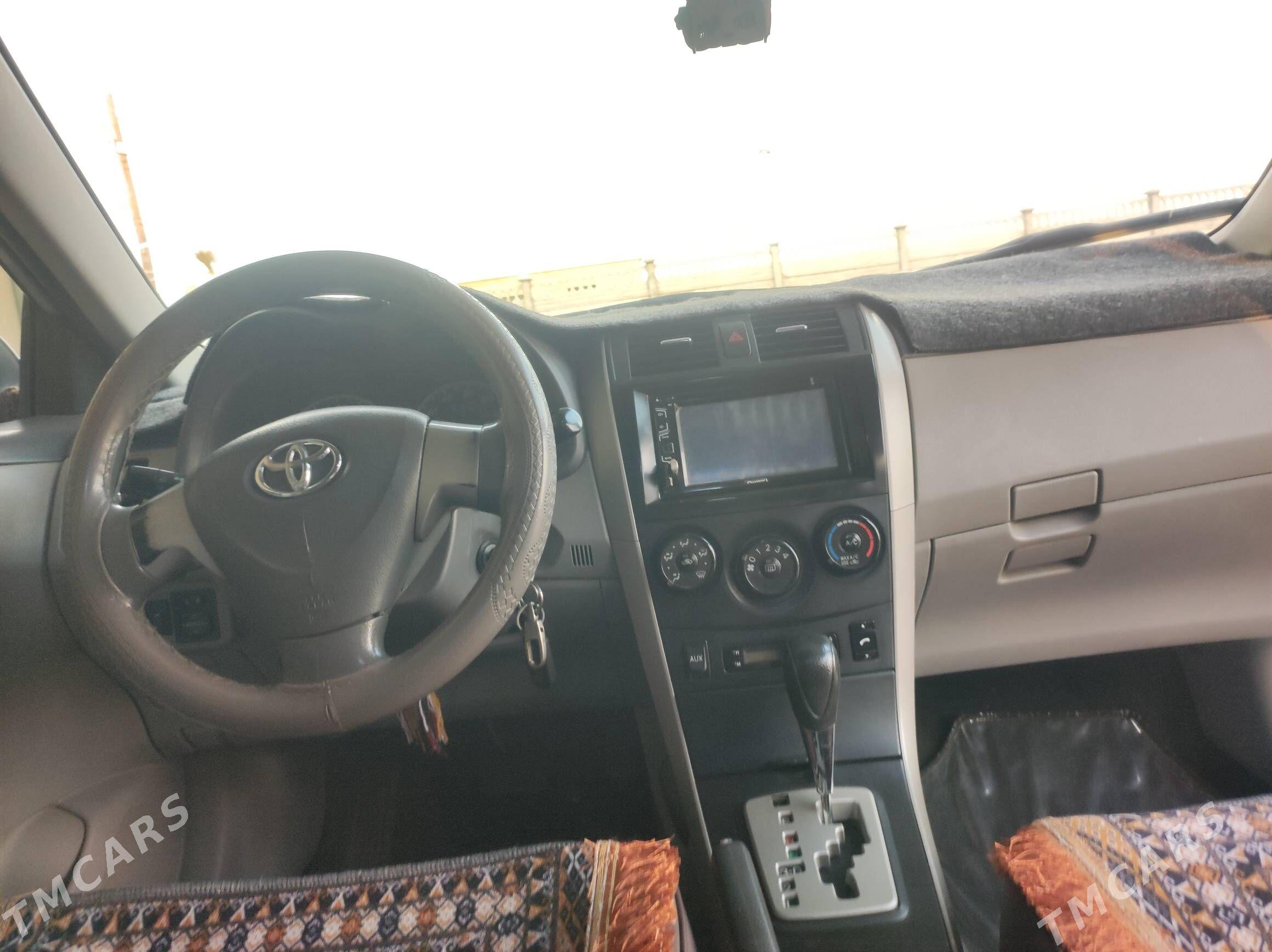 Toyota Corolla 2010 - 135 000 TMT - Байрамали - img 1