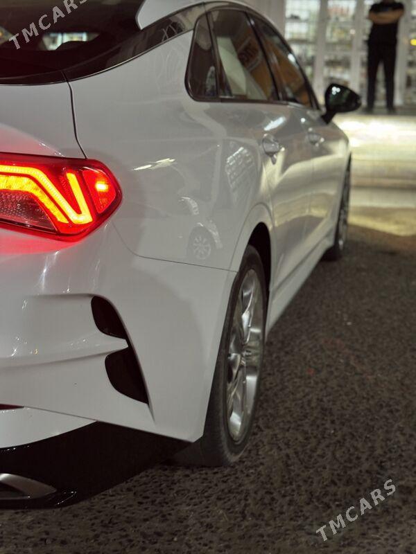 Kia K5 2022 - 265 000 TMT - Mary - img 4