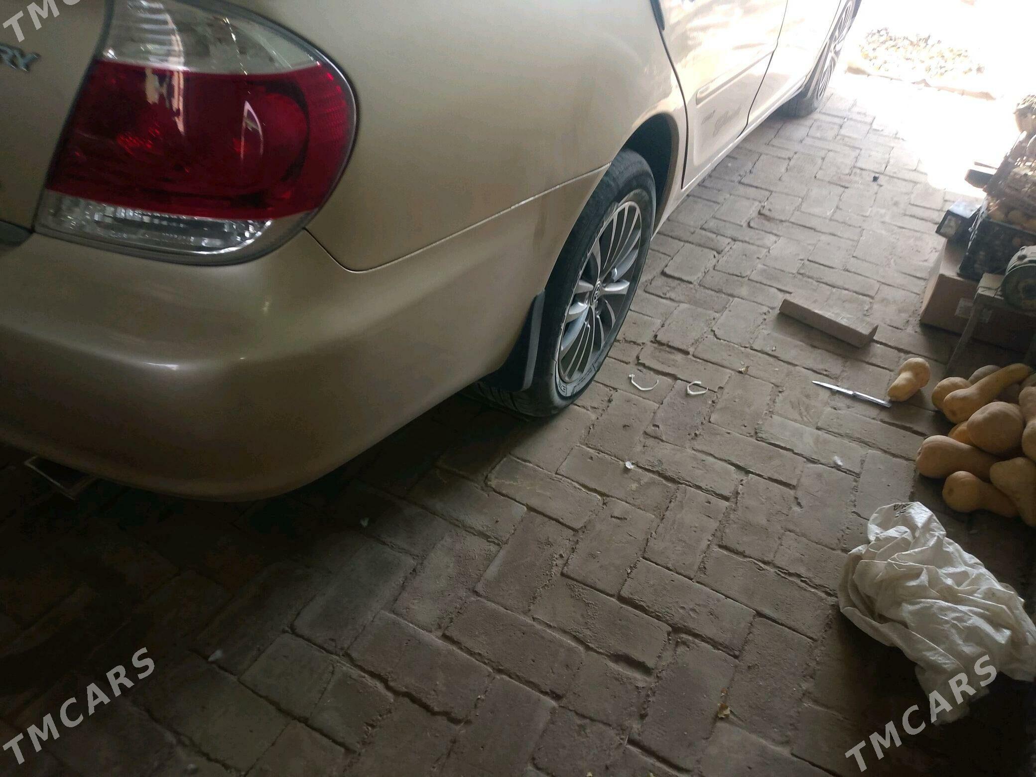 Toyota Camry 2003 - 120 000 TMT - Halaç - img 4