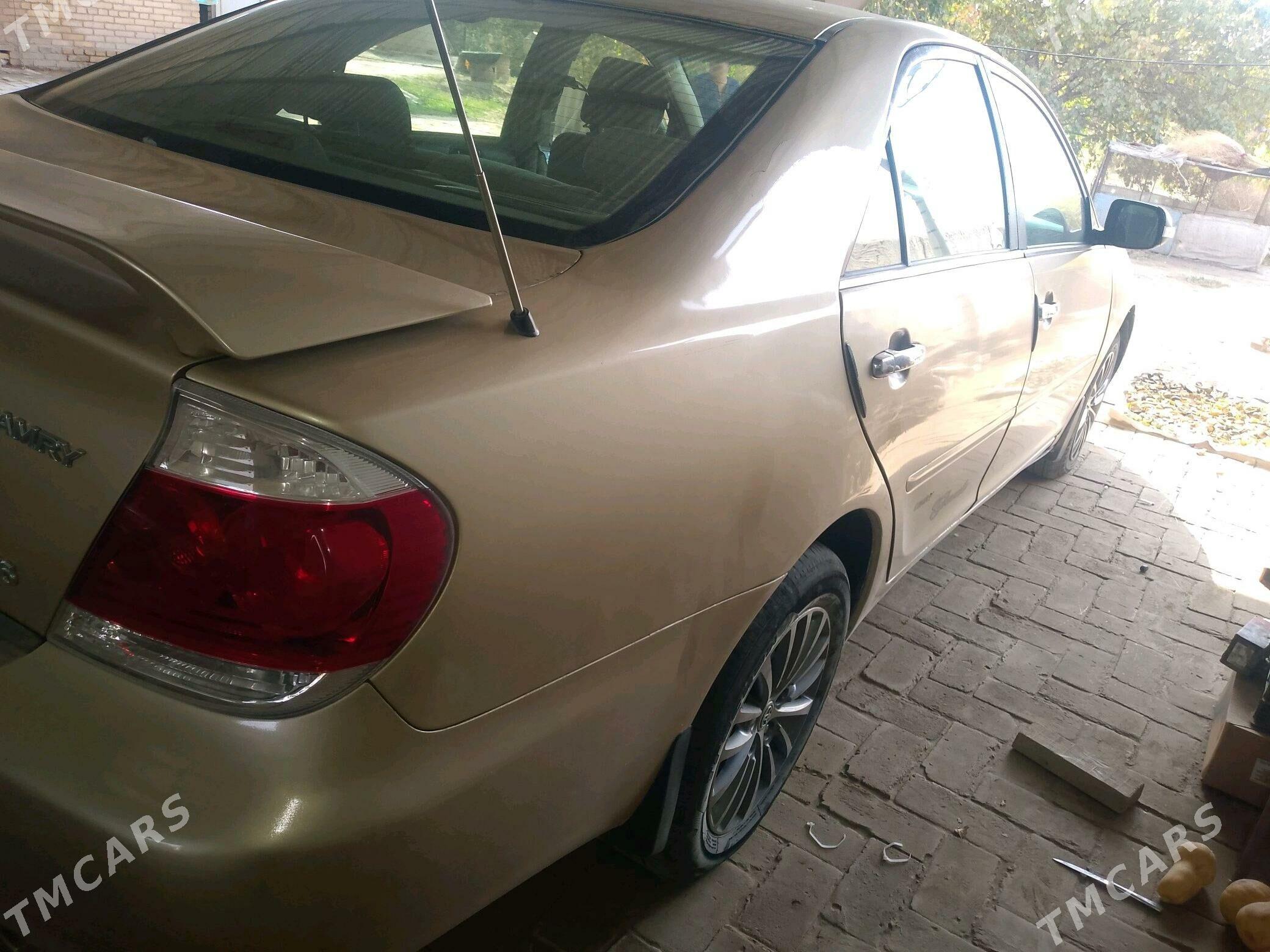 Toyota Camry 2003 - 120 000 TMT - Halaç - img 3