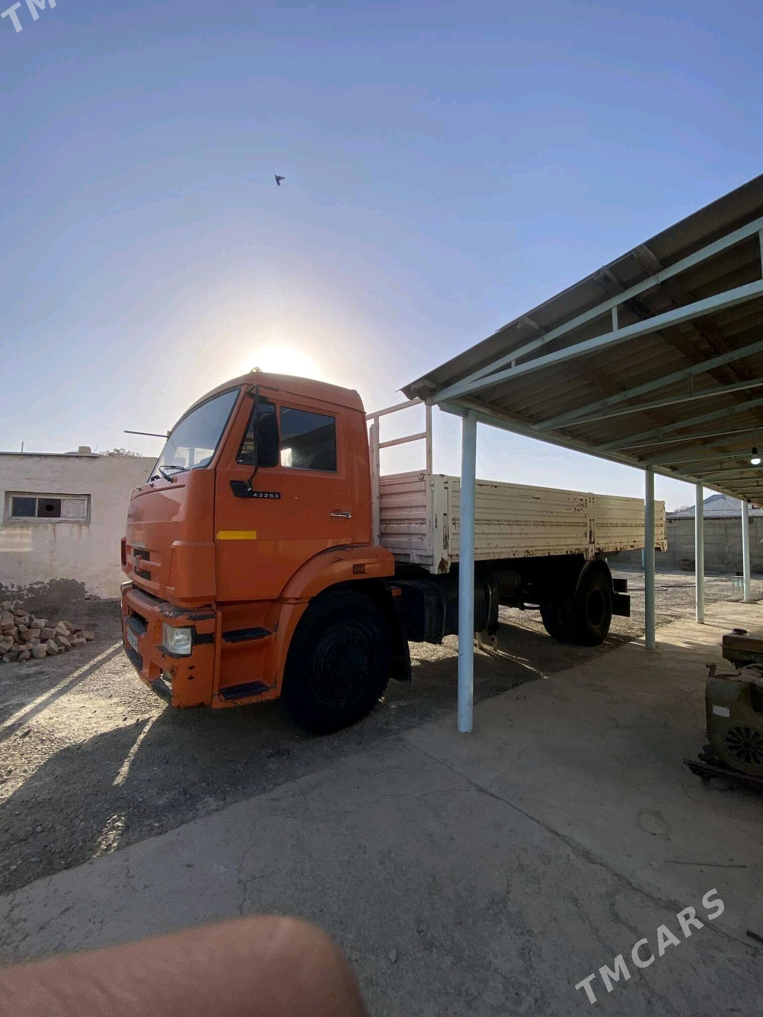 Kamaz 4310 2011 - 250 000 TMT - Бахарден - img 3