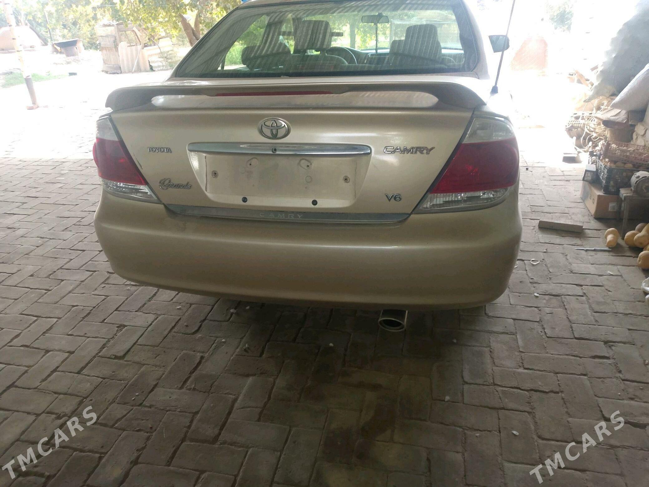 Toyota Camry 2003 - 120 000 TMT - Halaç - img 6