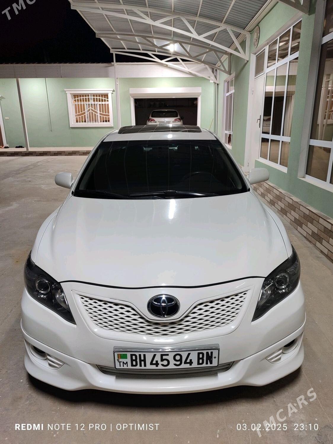Toyota Camry 2010 - 225 000 TMT - Балканабат - img 3