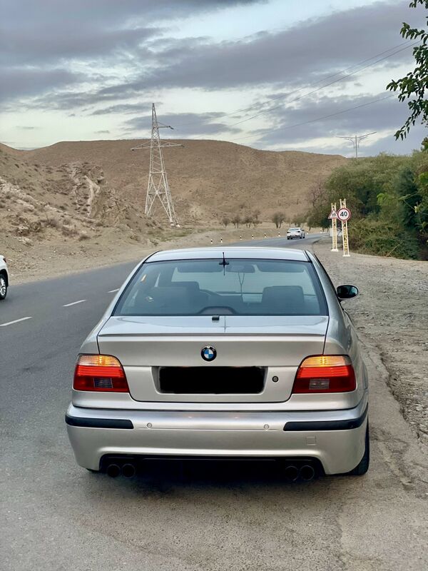 BMW E39 2002 - 145 000 TMT - Aşgabat - img 4