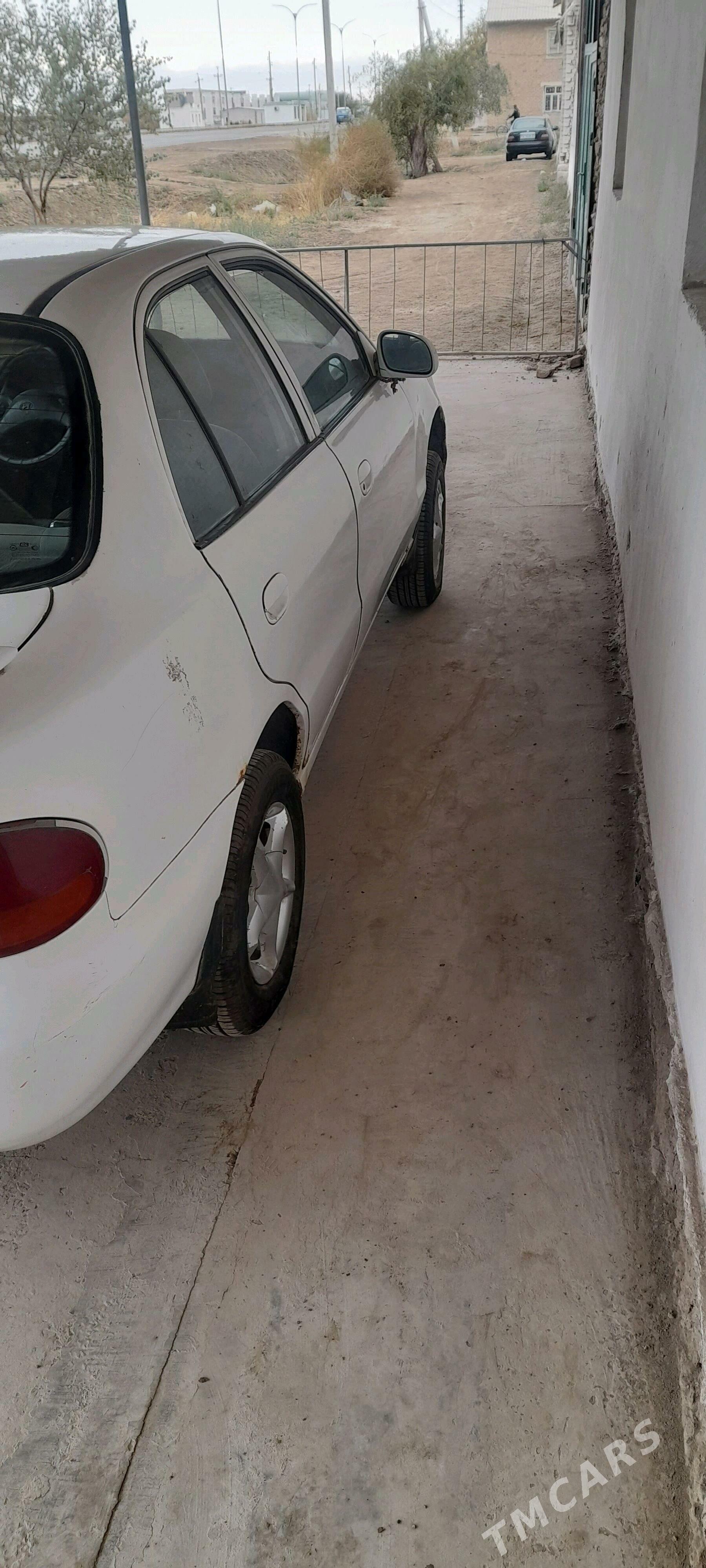 Hyundai Accent 1995 - 20 000 TMT - Boldumsaz - img 1