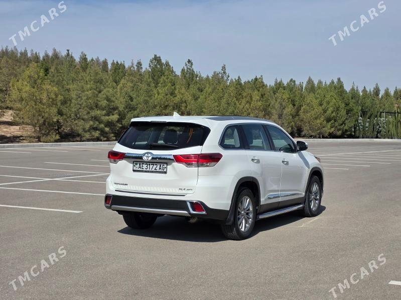 Toyota Highlander 2019 - 460 000 TMT - Aşgabat - img 4