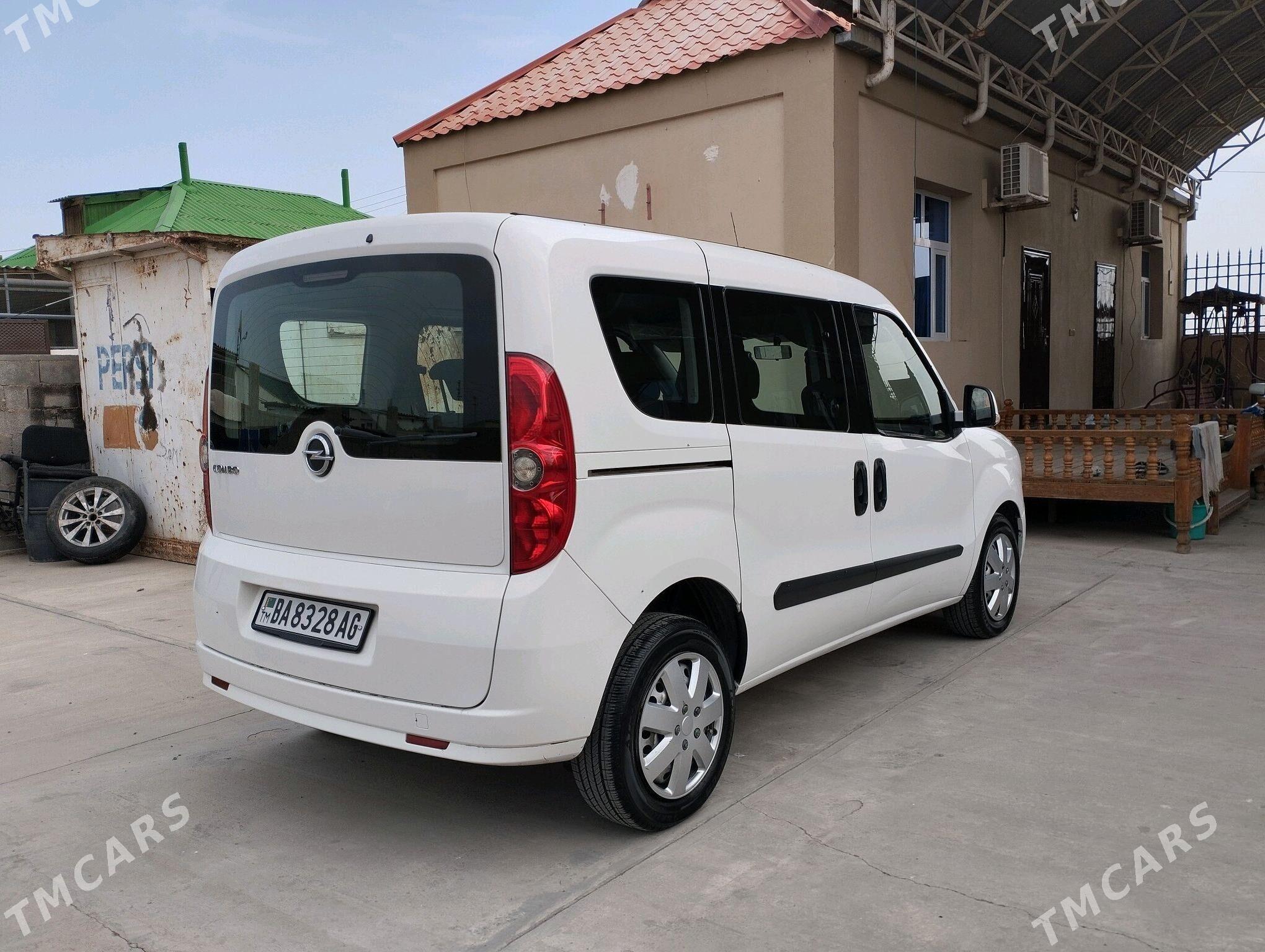 Opel Combo 2014 - 170 000 TMT - Aşgabat - img 2