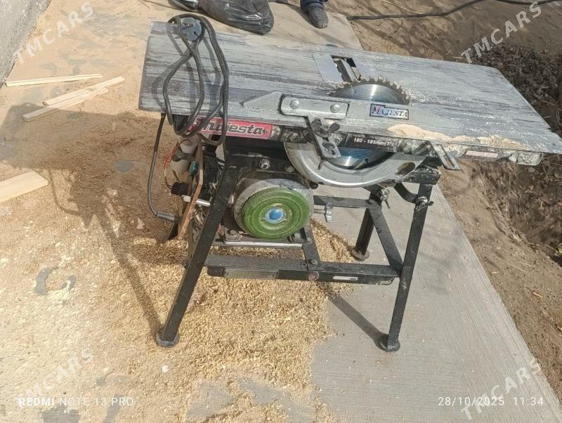 tahta.yontyan.kesyän. - Дянев - img 3