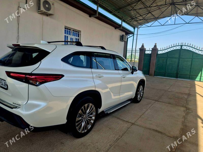 Toyota Highlander 2021 - 635 000 TMT - Анев - img 2