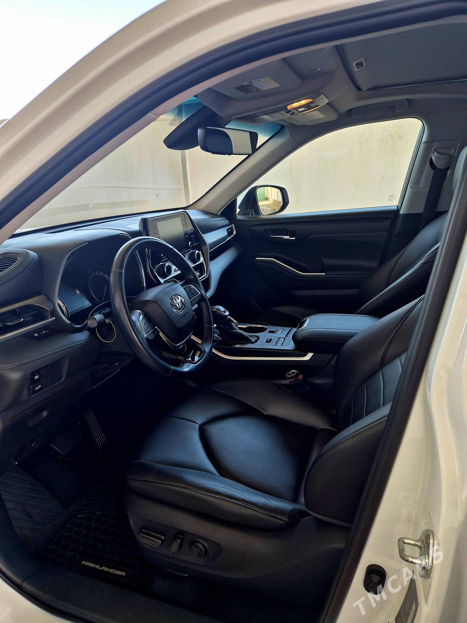 Toyota Highlander 2021 - 635 000 TMT - Анев - img 6