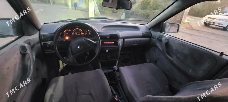 Opel Astra 1993 - 33 000 TMT - Мары - img 4