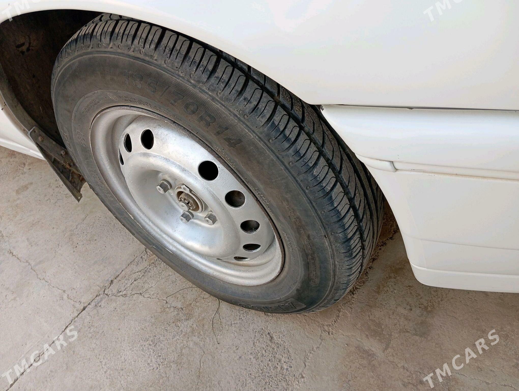 Opel Vectra 1990 - 33 000 TMT - Теджен - img 2