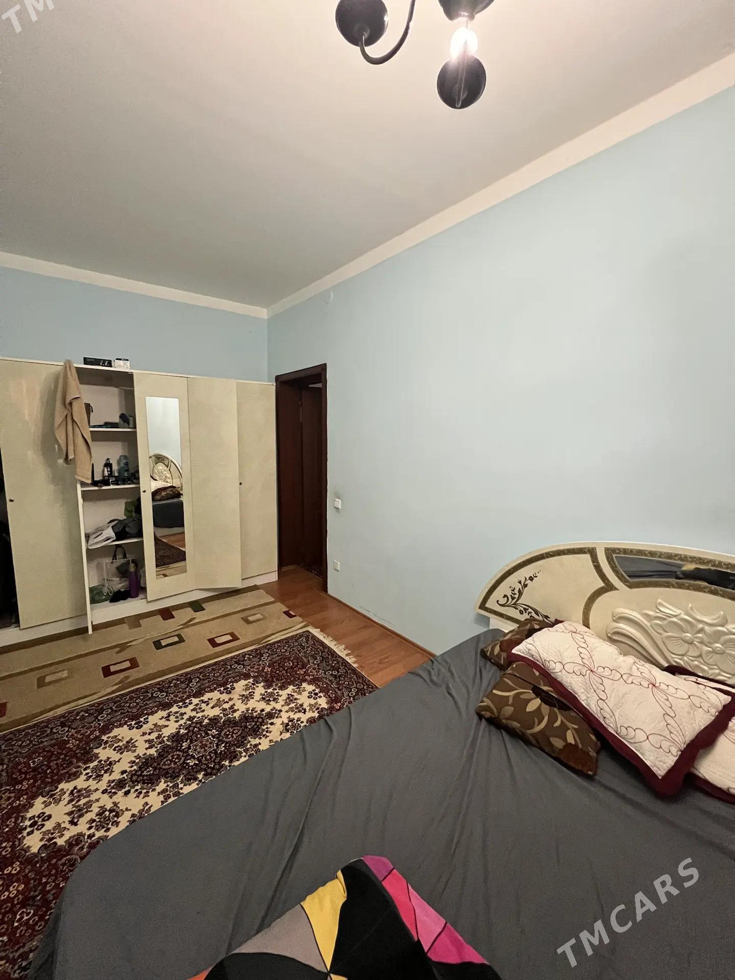 AZADI KÖÇ., 4-KOMNAT. KWARTIRA - Aşgabat - img 2