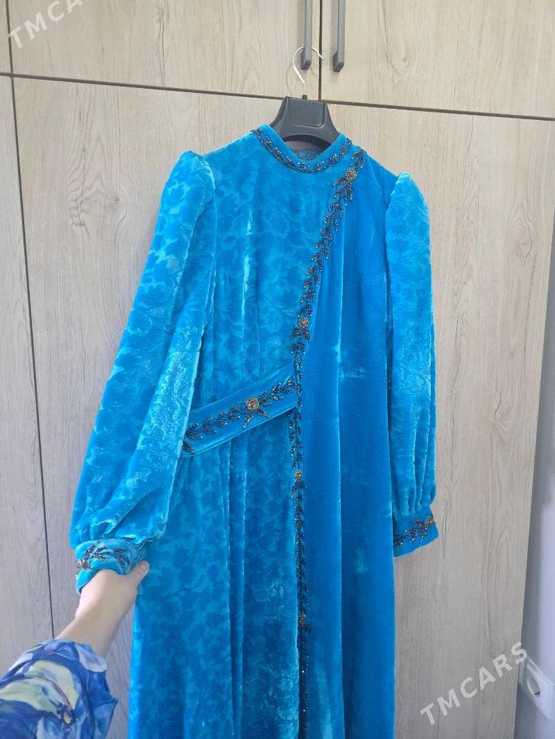 pombah 1 sort - Howdan "W" - img 1