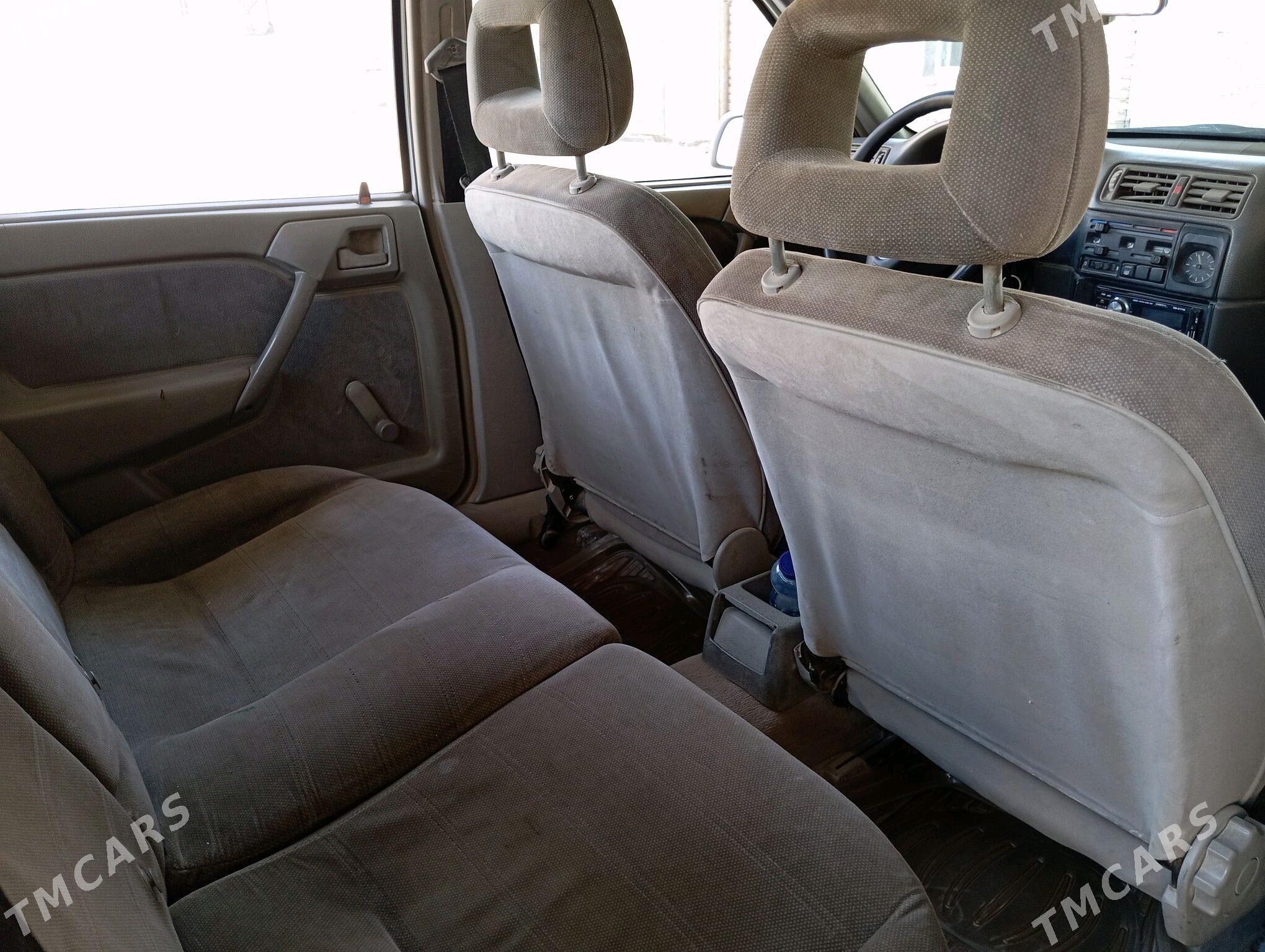 Opel Vectra 1990 - 33 000 TMT - Теджен - img 4