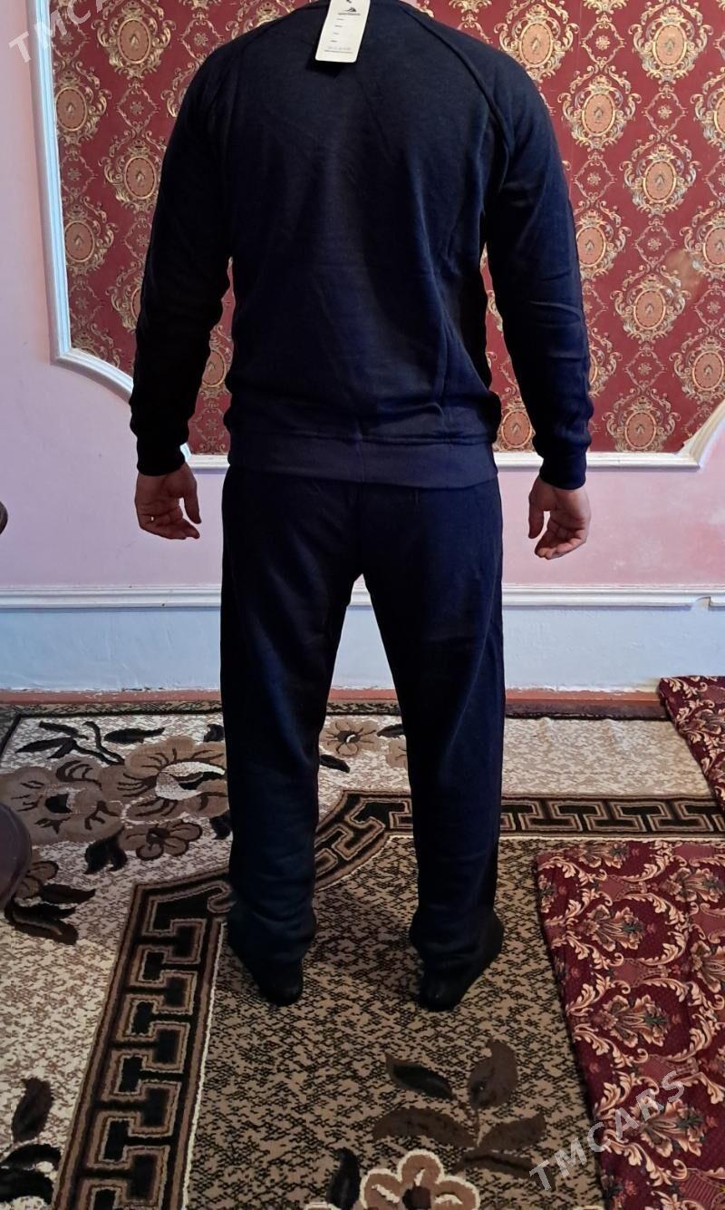 Sportiwka üsti aşak - Türkmenabat - img 1