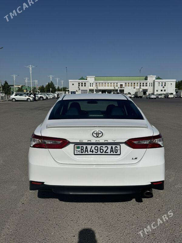 Toyota Camry 2018 - 327 000 TMT - Aşgabat - img 4