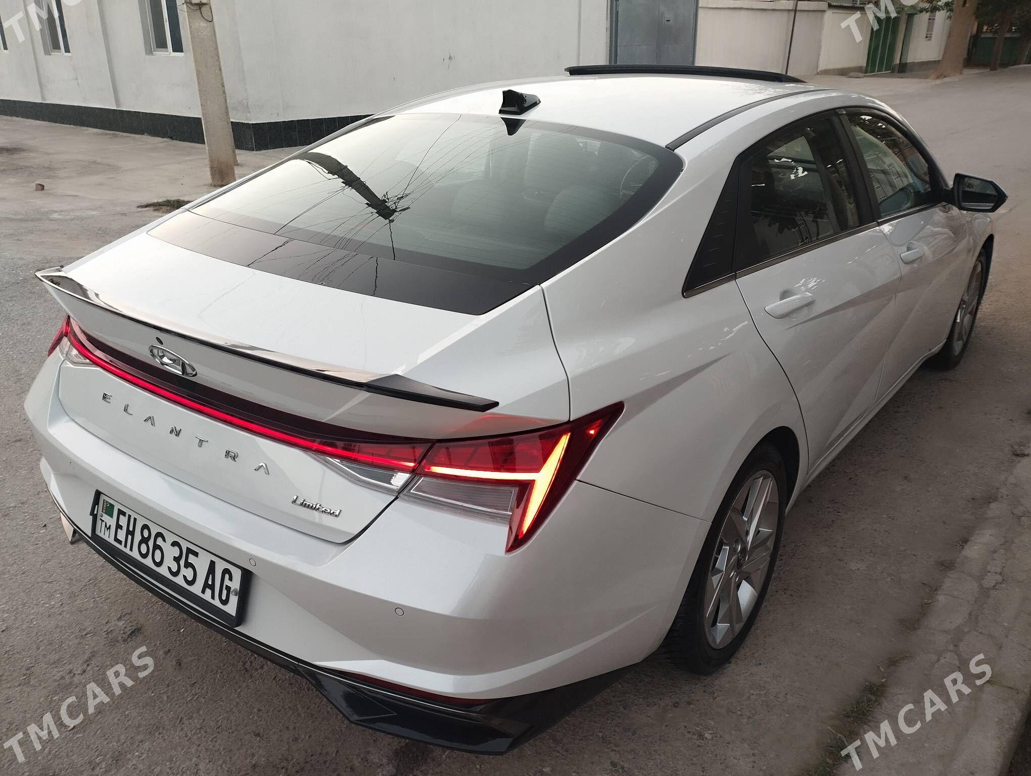 Hyundai Elantra 2022 - 265 000 TMT - Aşgabat - img 7