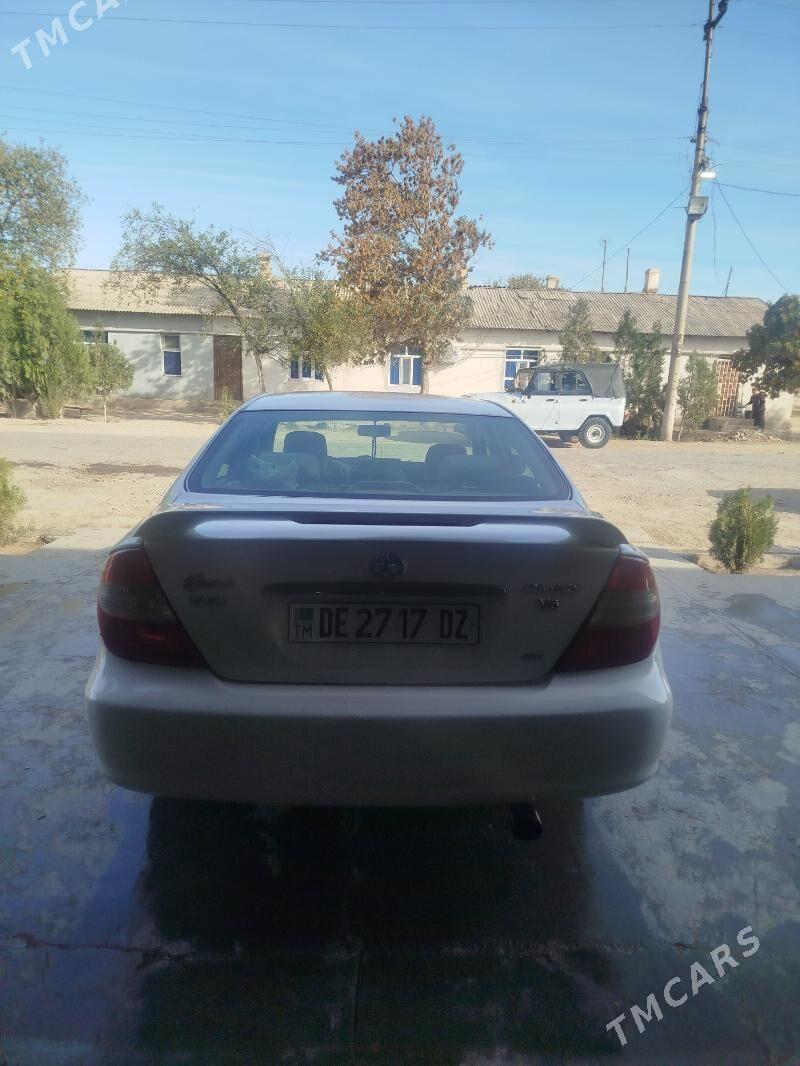 Toyota Camry 2002 - 150 000 TMT - Берекет - img 6