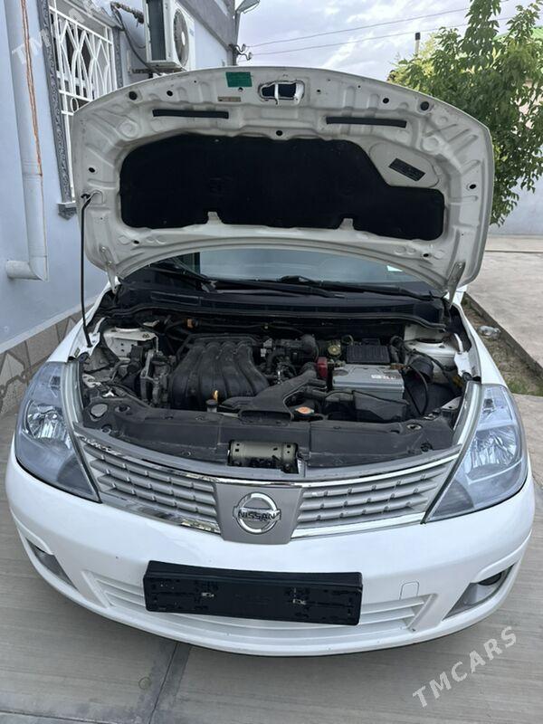 Nissan Versa 2012 - 135 000 TMT - Büzmeýin - img 4
