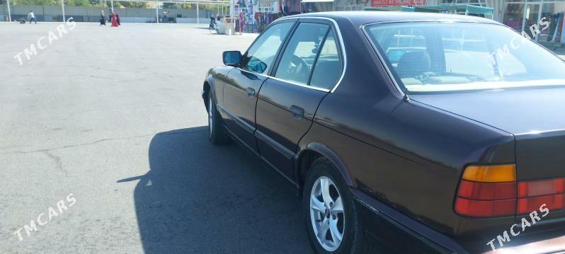 BMW 520 1993 - 65 000 TMT - Мары - img 4
