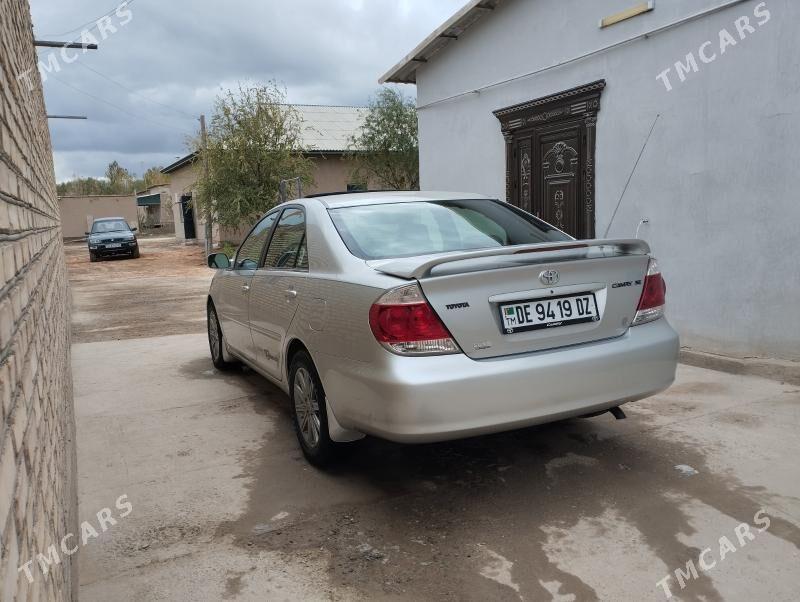 Toyota Camry 2004 - 175 000 TMT - Köneürgenç - img 4