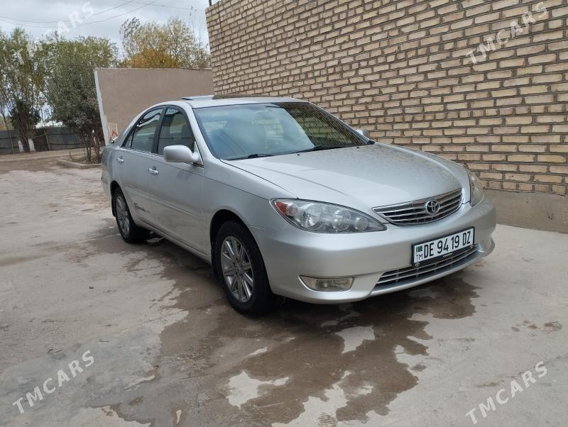 Toyota Camry 2004 - 175 000 TMT - Köneürgenç - img 1